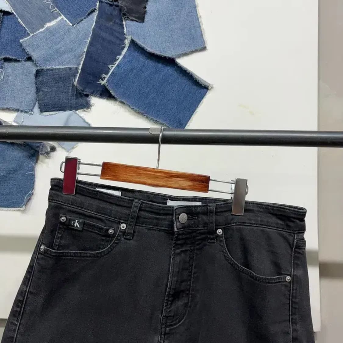 (32인치) 캘빈클라인 CK 캐주얼 스판 흑청바지 9부 데님팬츠 상품이미지2