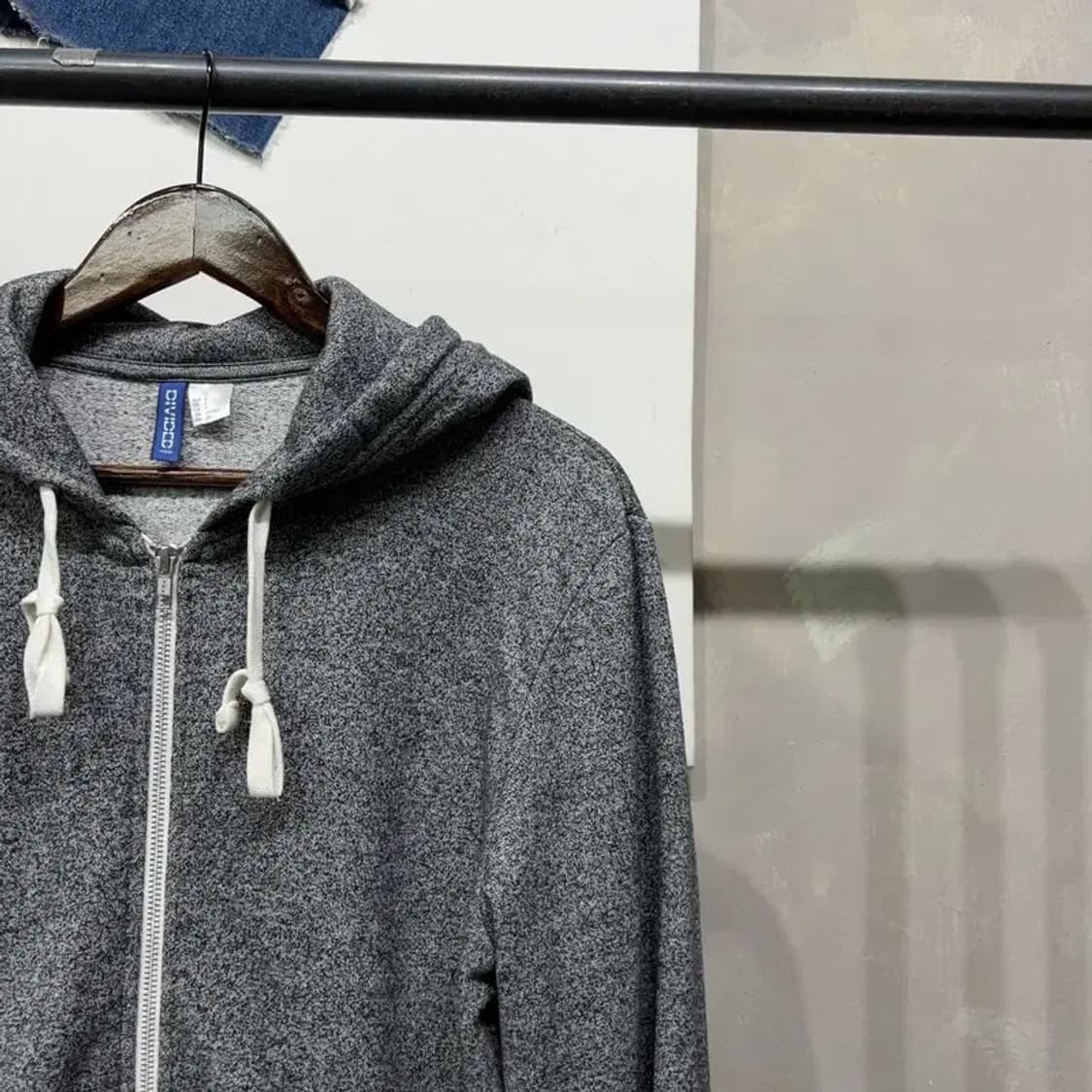 (100) H.M 흐앤므 캐주얼 베이직 후드집업 자켓 상품이미지3