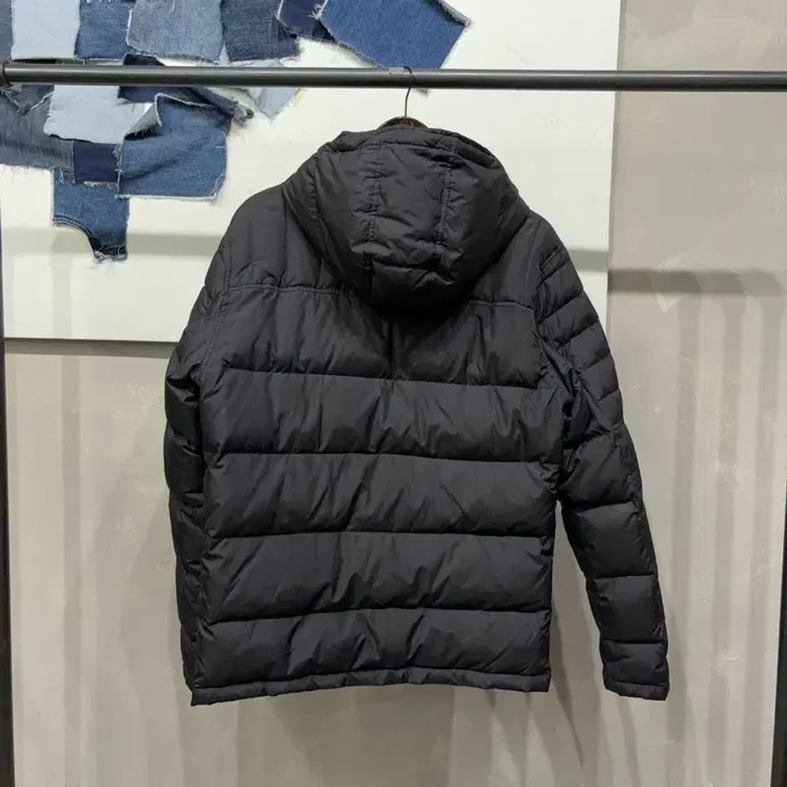 (100) 리바이스 캐주얼 스트릿 덕다운 오리털 패딩 상품이미지4