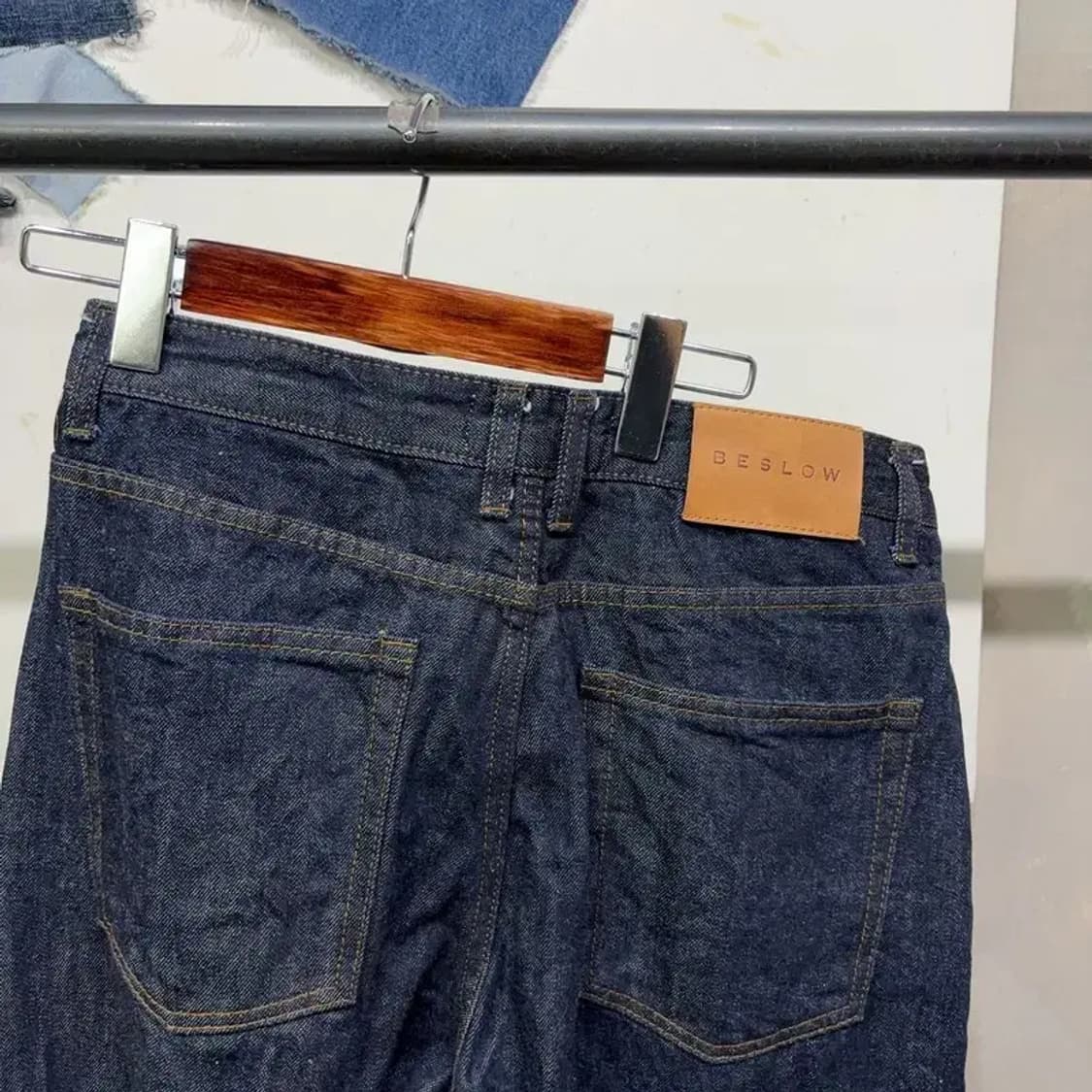 (30인치) 비슬로우 스트릿 투턱 생지 셀비지 진청바지 데님팬츠 상품이미지4