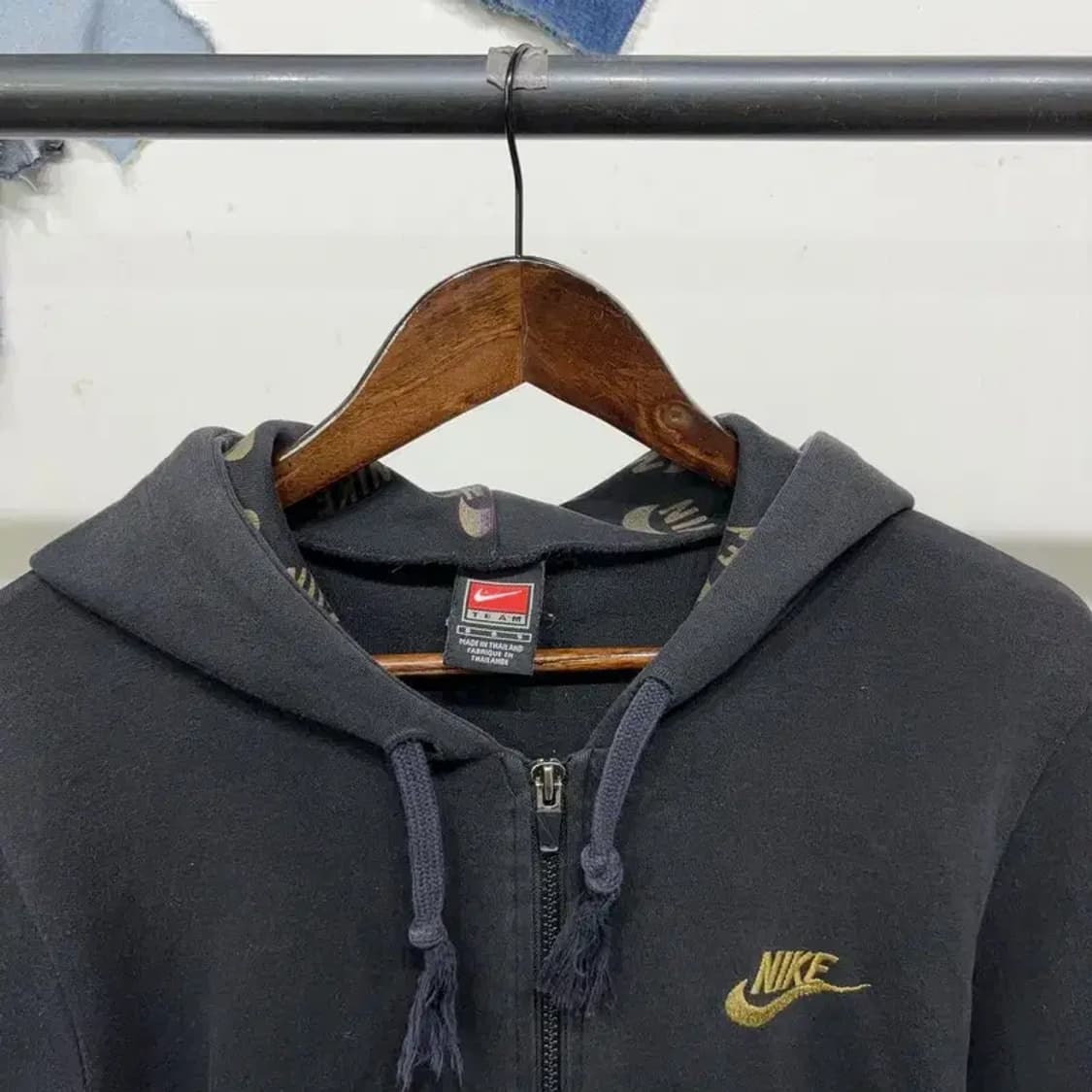 (95) 나이키 여성 스트릿 캐주얼 백프린팅 후드집업 자켓 상품이미지2