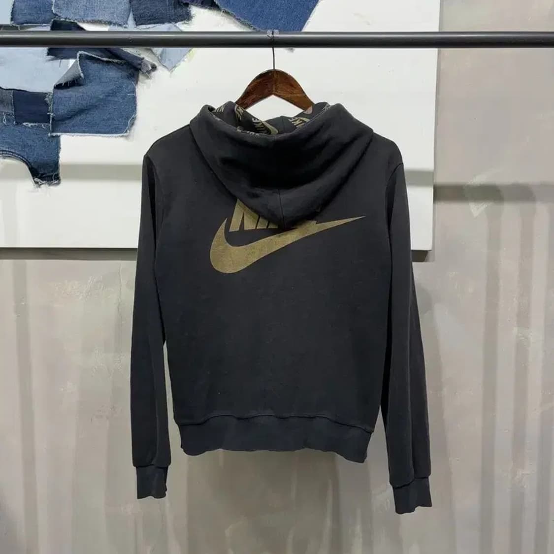 (95) 나이키 여성 스트릿 캐주얼 백프린팅 후드집업 자켓 상품이미지4