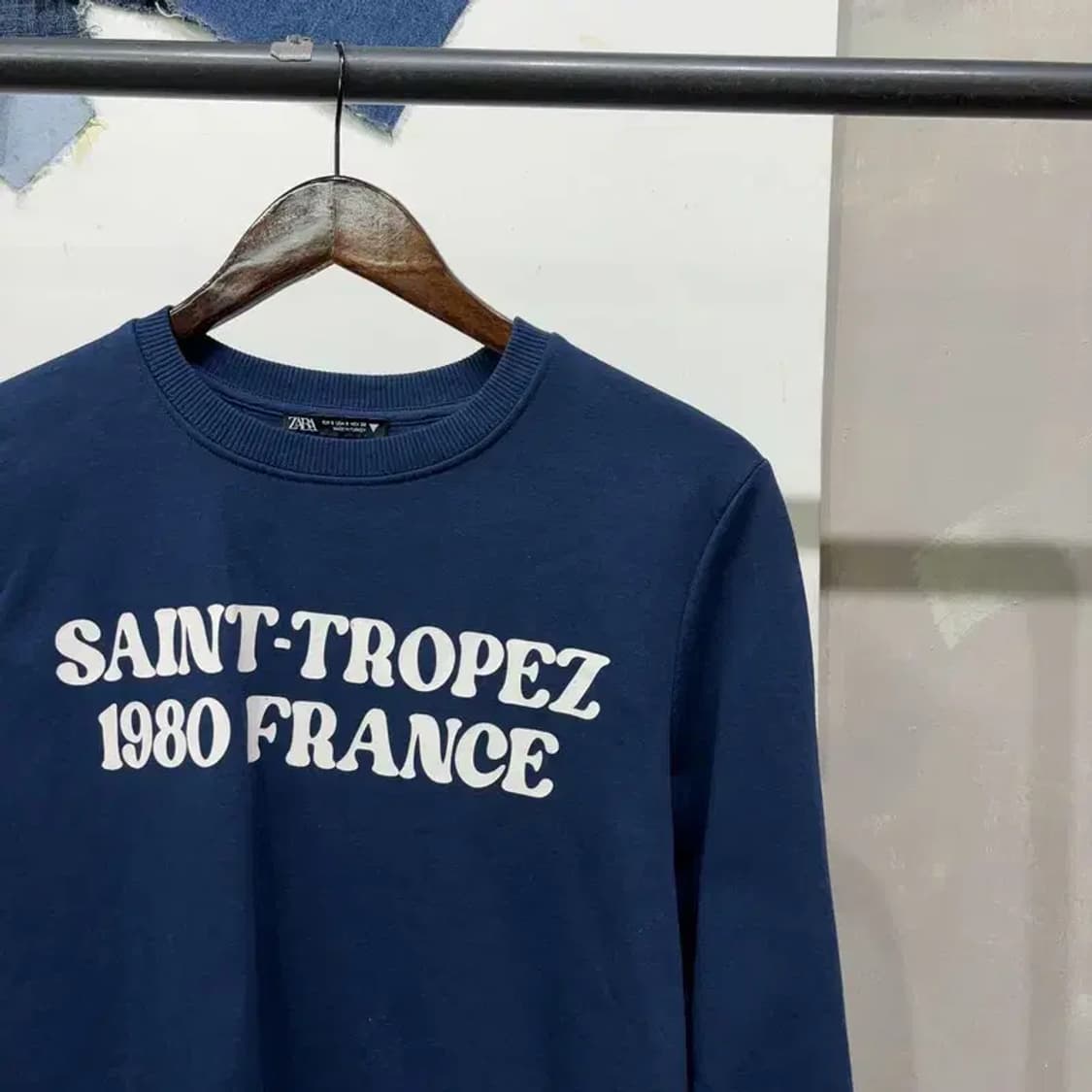 (90) 자라 ZARA 여성 캐주얼 프린팅 맨투맨 긴팔 티 상품이미지3