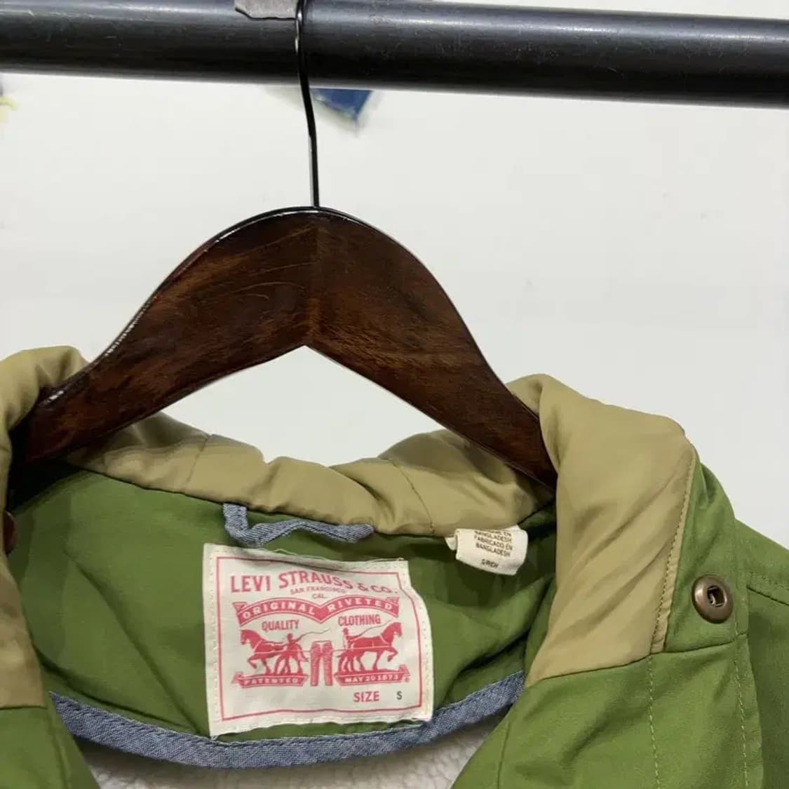 (85) 리바이스 여성 캐주얼 후드 야상 롱패딩 자켓 상품이미지2