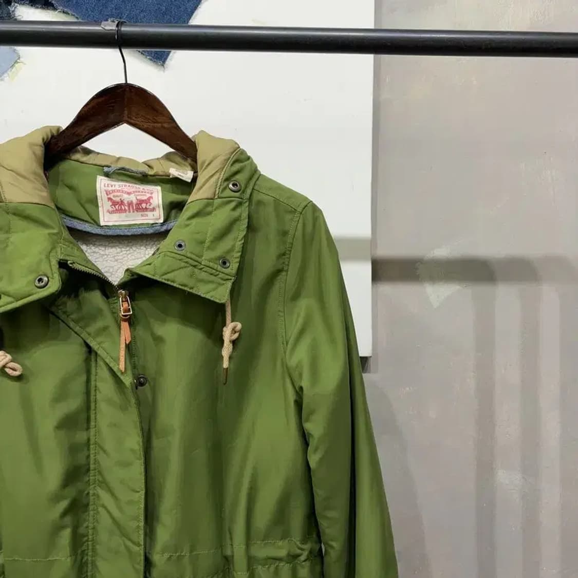 (85) 리바이스 여성 캐주얼 후드 야상 롱패딩 자켓 상품이미지3