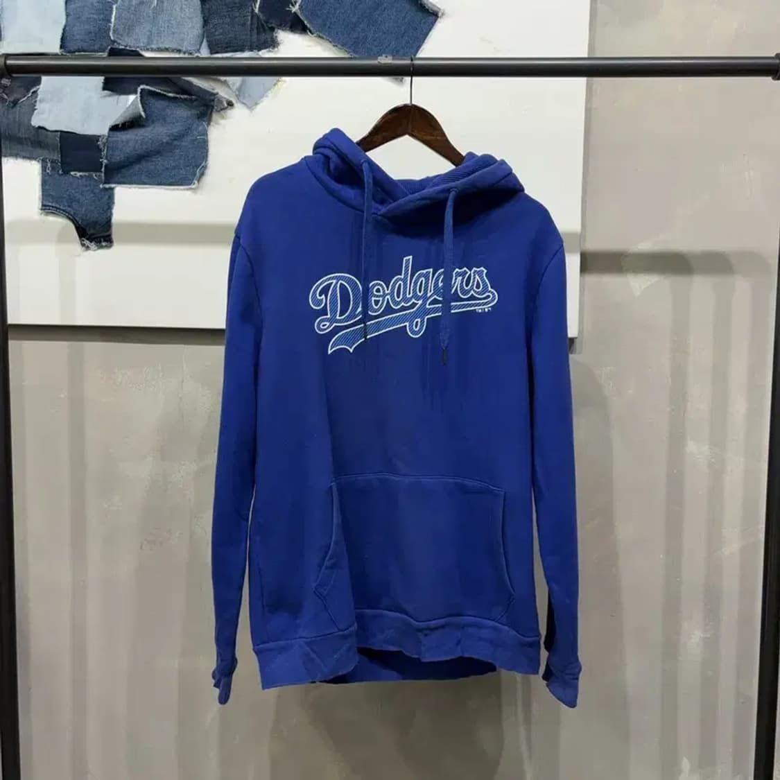 (110) MLB LA다저스 스트릿 프린팅 기모 후드티 상품이미지1