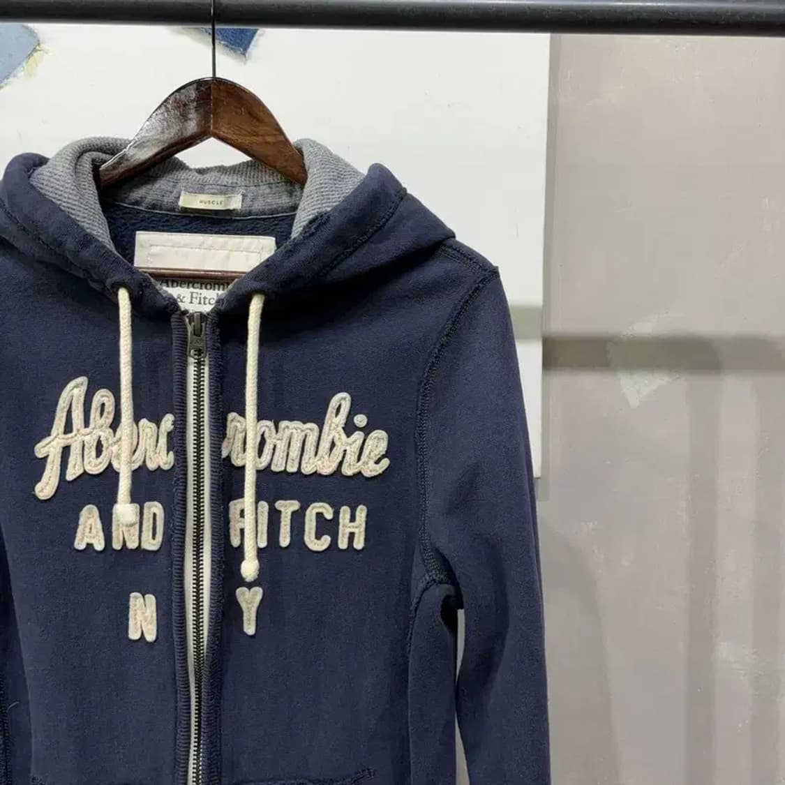 (100) 아베크롬비 Y2K 캐주얼 자수 기모 후드집업 자켓 상품이미지3