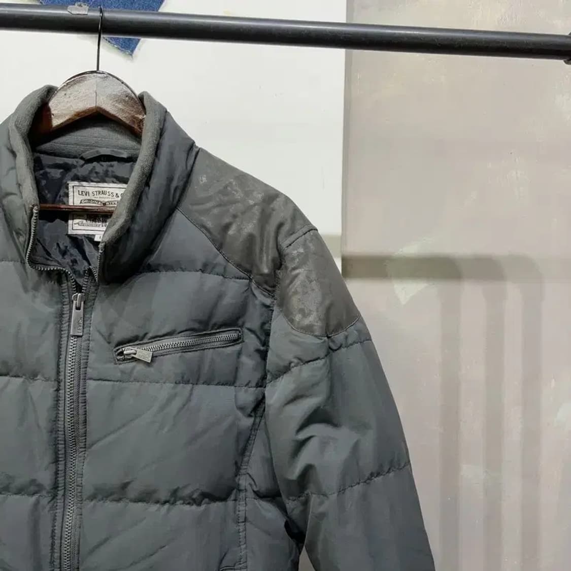 (100) 리바이스 캐주얼 구스다운 거위털 패딩 자켓 상품이미지3