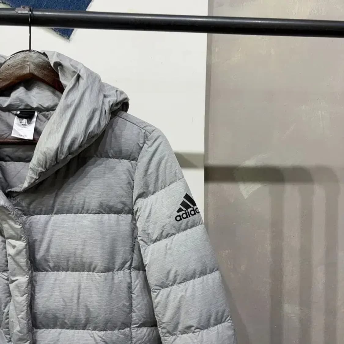 (105) 아디다스 여성 캐주얼 덕다운 오리털 후드 패딩 자켓 상품이미지3