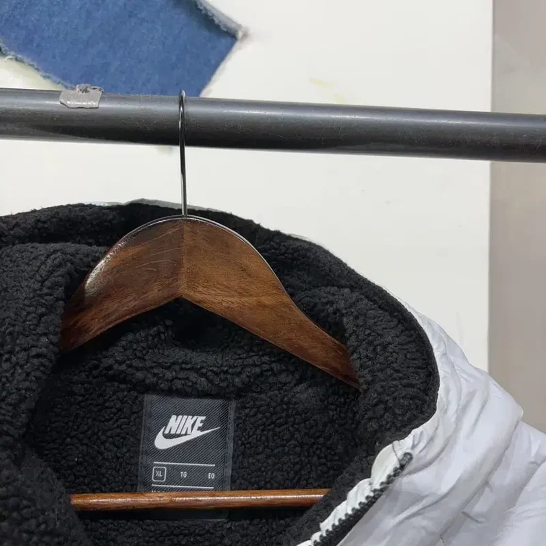 (105) 나이키 스트릿 윈드러너 뽀글이 기모 바람막이 자켓 상품이미지2