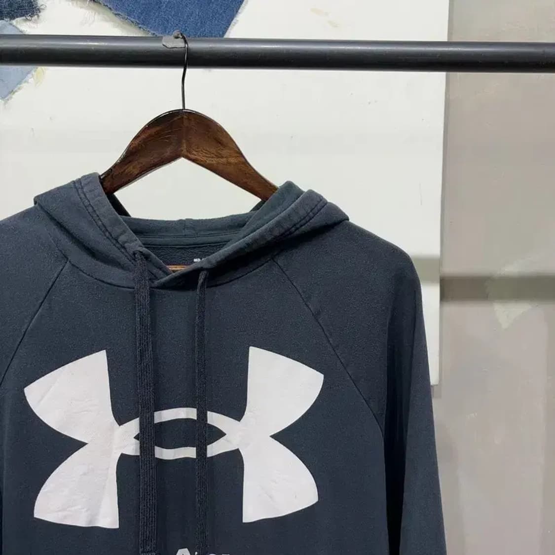(95) 언더아머 헬스 캐주얼 기모 빅프린팅 후드티 상품이미지3