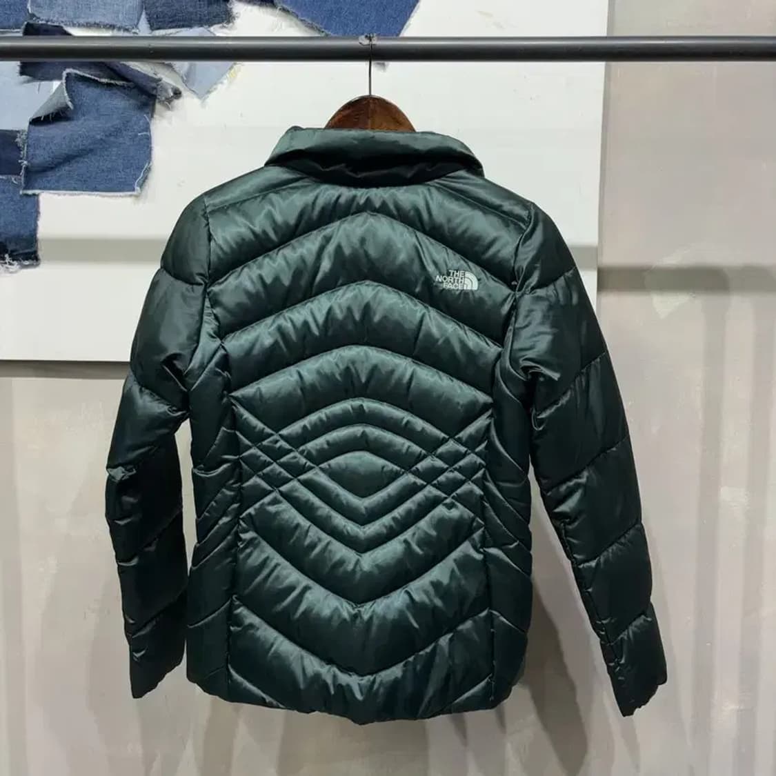 (90) 노스페이스 여성 550 아웃도어 패딩 자켓 상품이미지4