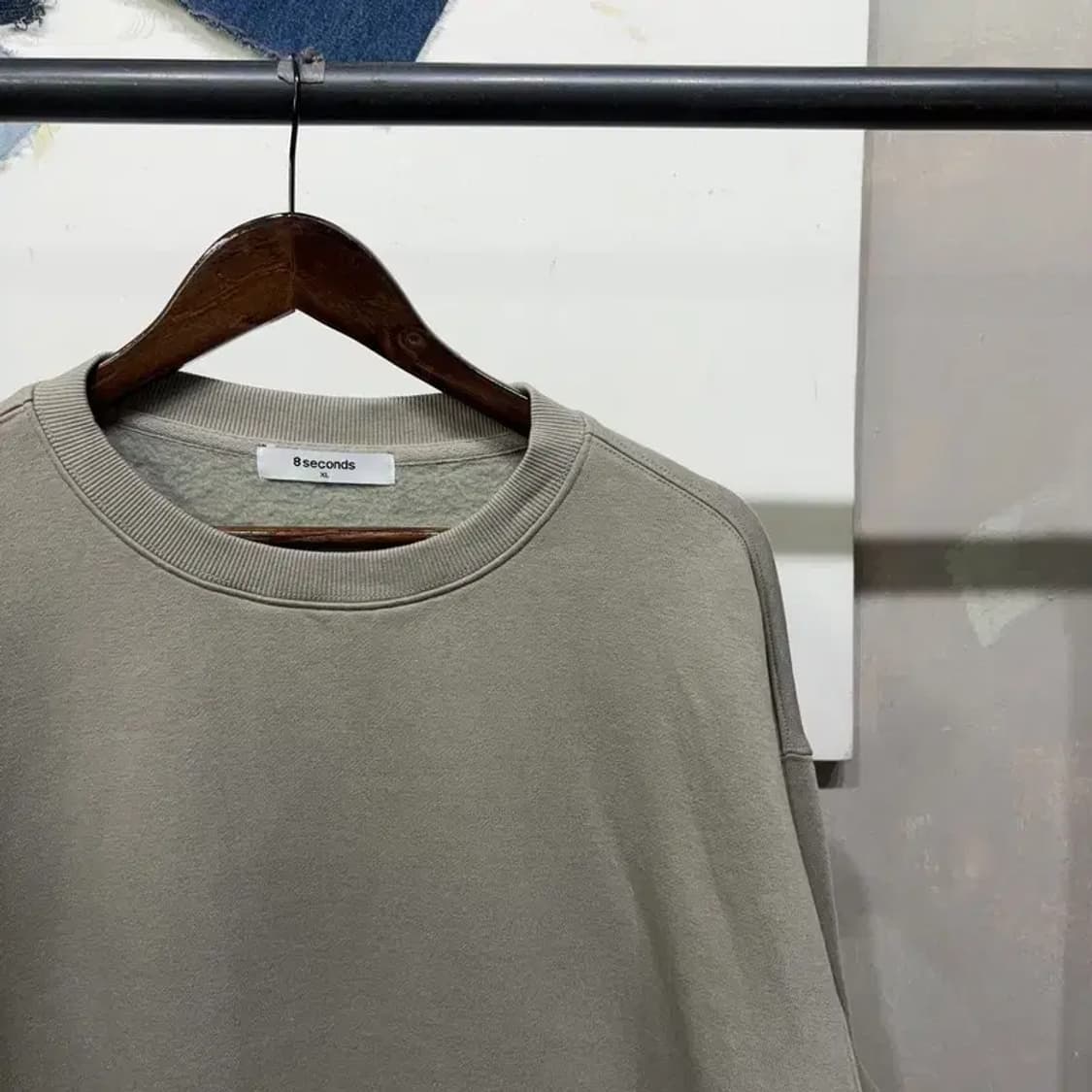 (110) 에잇세컨즈 캐주얼 기모 맨투맨 긴팔 티 상품이미지3