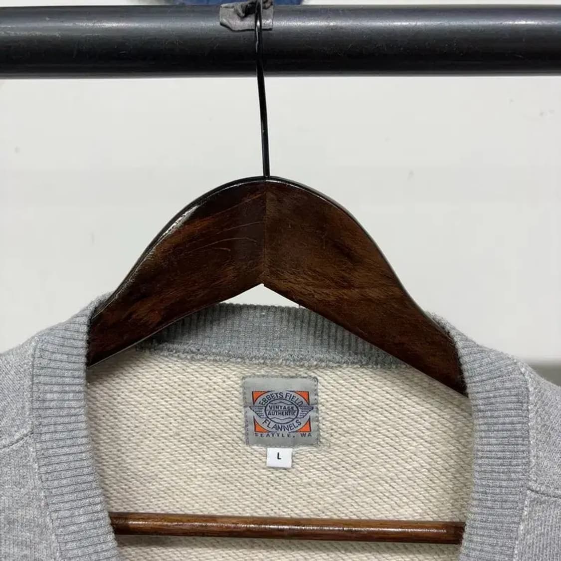 (100) 이벳필드 스트릿 캐주얼 빅프린팅 맨투맨 긴팔 티 상품이미지2