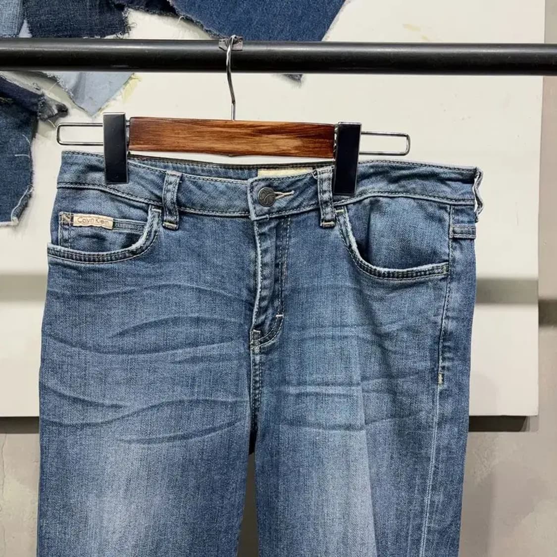 (27인치) 캘빈클라인 CK 여성 캐주얼 스판 워싱 청바지 데님팬츠 상품이미지2