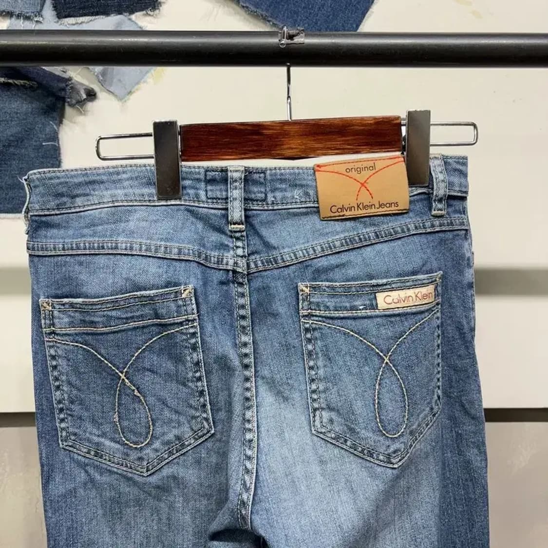 (27인치) 캘빈클라인 CK 여성 캐주얼 스판 워싱 청바지 데님팬츠 상품이미지4