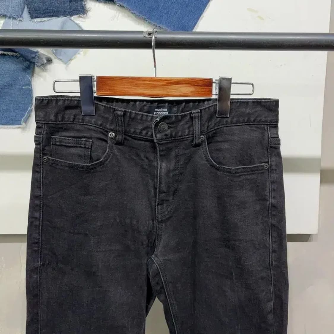 (29인치) 무신사스탠다드 여성 캐주얼 스판 흑청바지 블랙진 상품이미지2