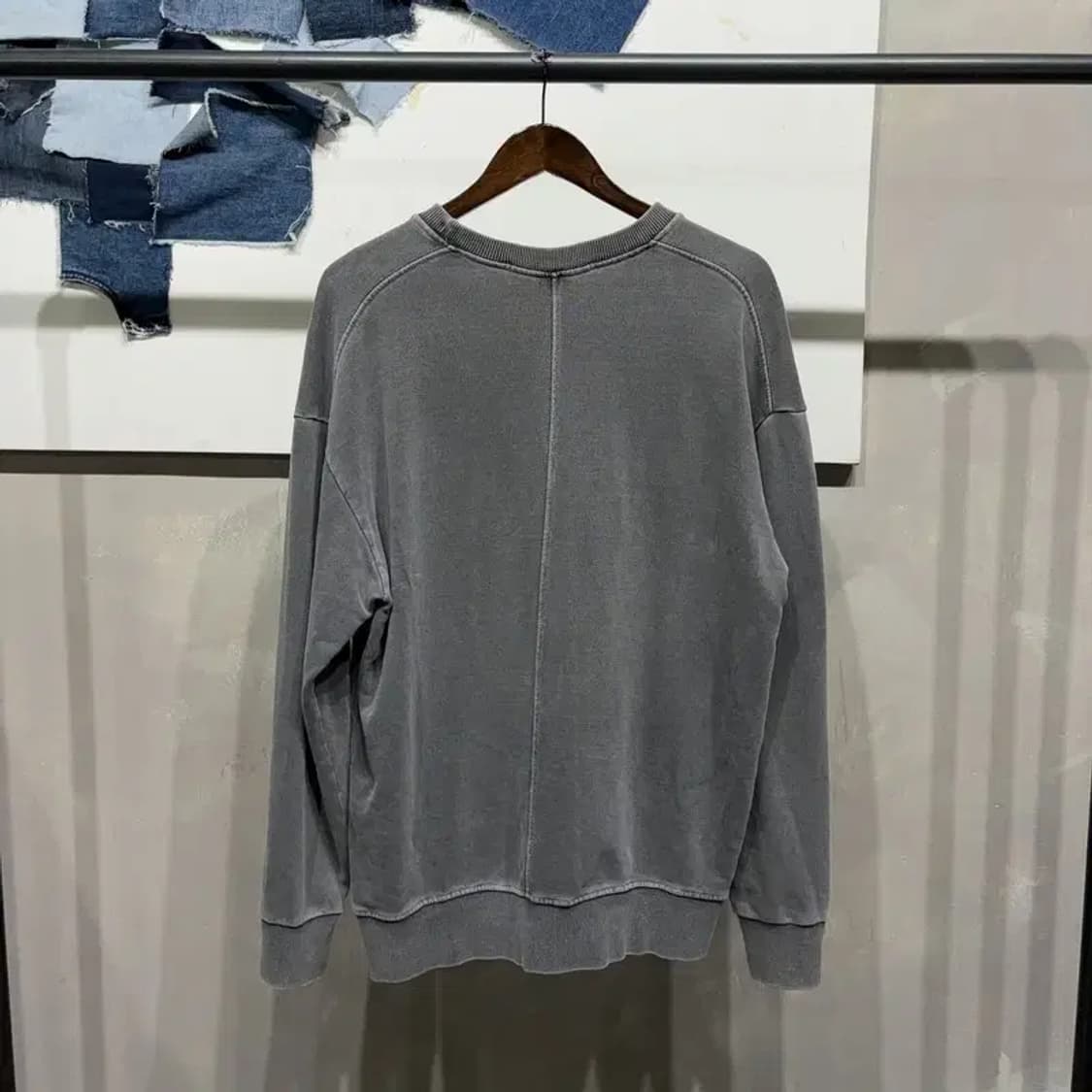 (95) 에잇세컨즈 캐주얼 피그먼트 맨투맨 긴팔 티 상품이미지4