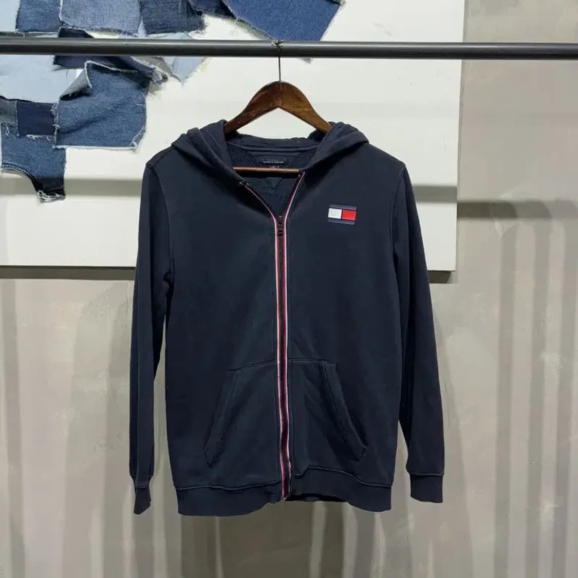 (95) 타미힐피거 여성 캐주얼 기모 프린팅 후드집업 자켓 상품이미지1