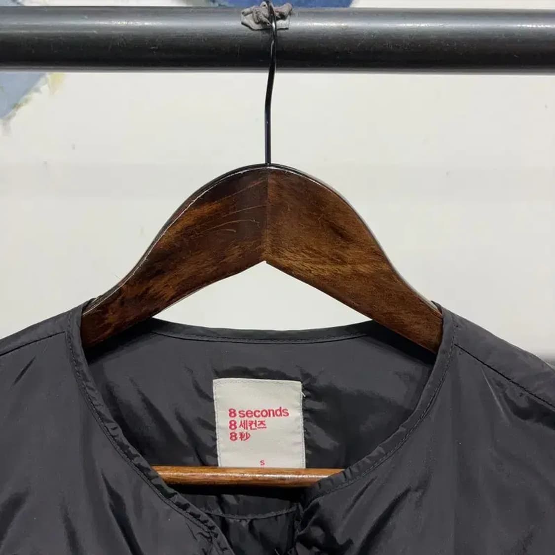 (85) 에잇세컨즈 여성 캐주얼 노카라 라운드넥 패딩 자켓 상품이미지2