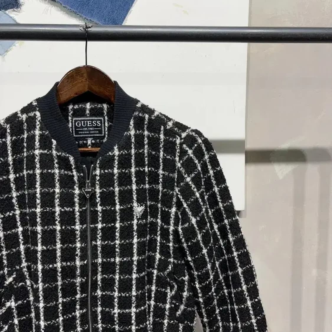 (80) 게스 여성 캐주얼 체크 트위드 숏 봄버 자켓 상품이미지3