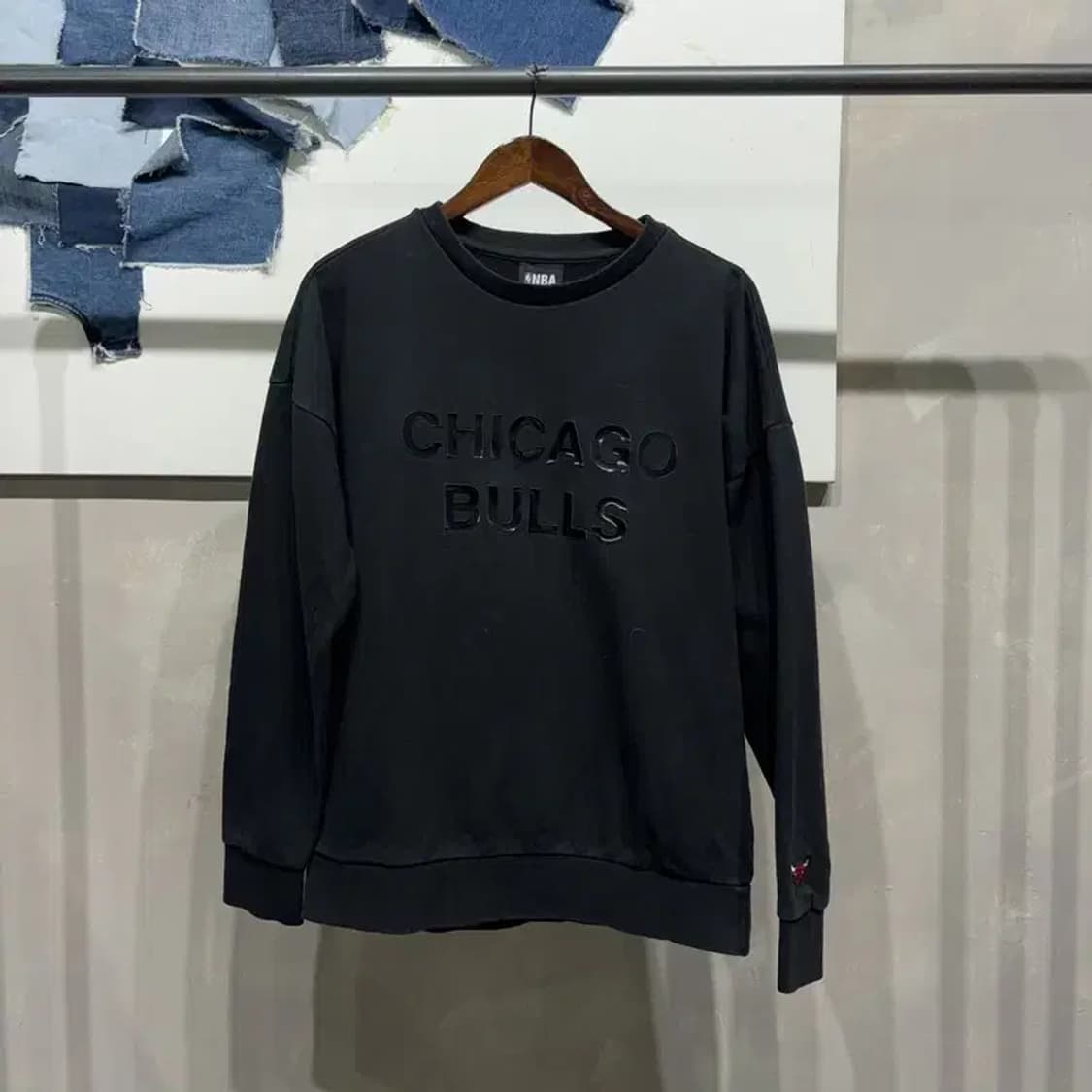 (95) NBA 시카고불스 스트릿 레터링 맨투맨 긴팔 티 상품이미지1
