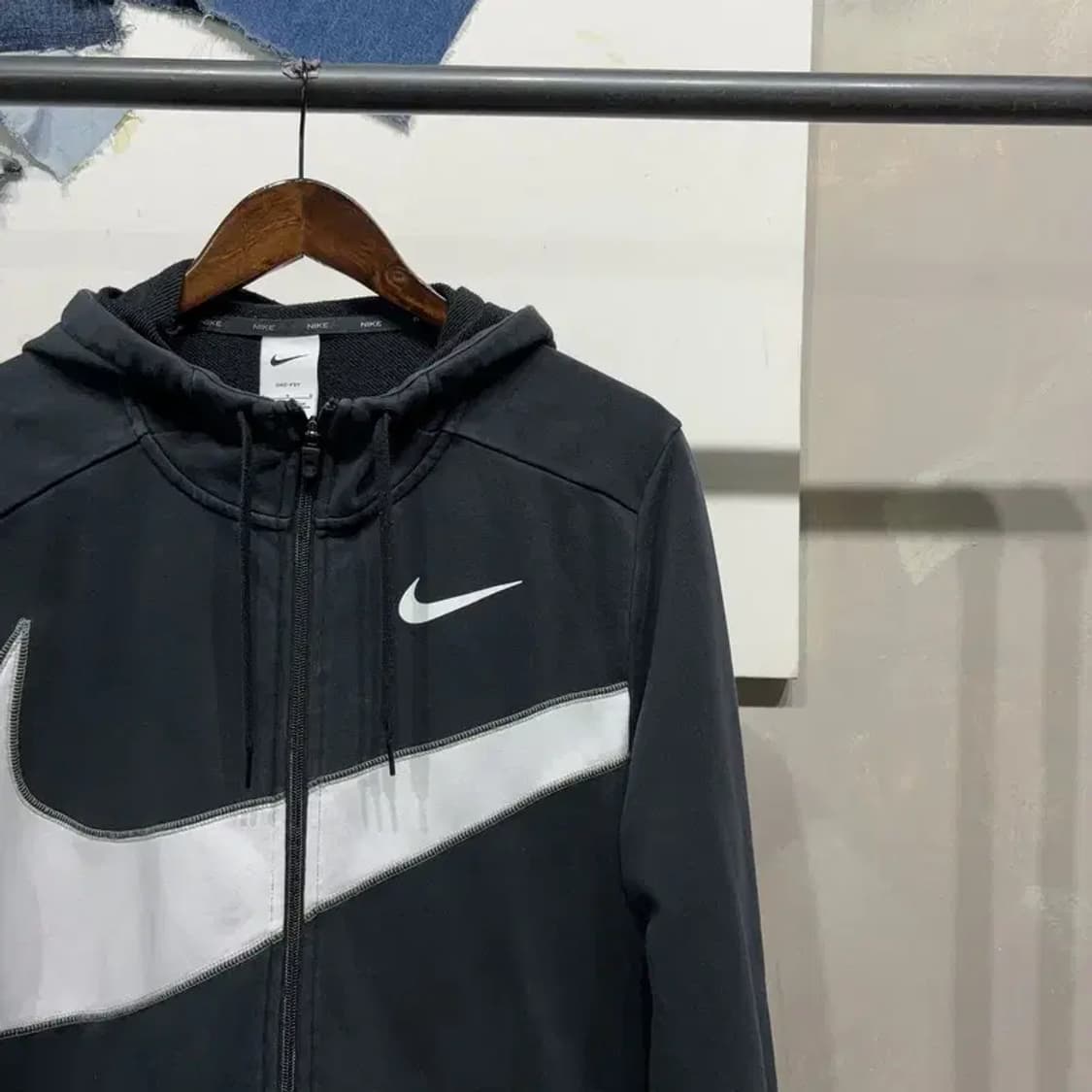 (100) 나이키 스포츠 드라이핏 빅스우시 후드집업 자켓 상품이미지3