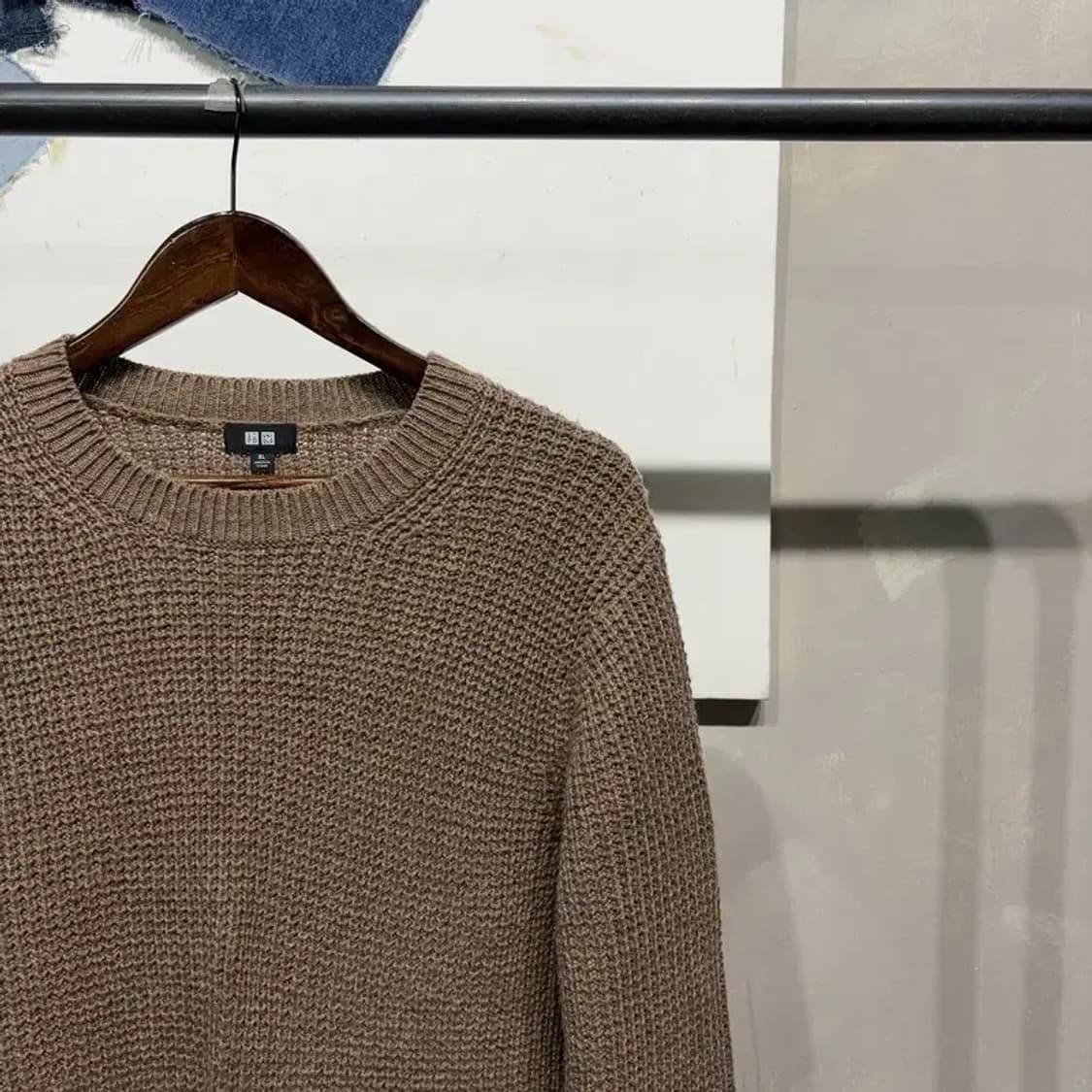 (105) 유니클로 캐주얼 베이직 라운드 니트 상품이미지3