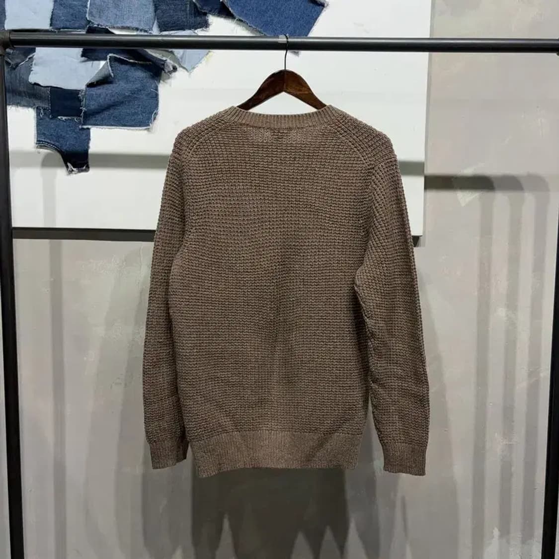 (105) 유니클로 캐주얼 베이직 라운드 니트 상품이미지4