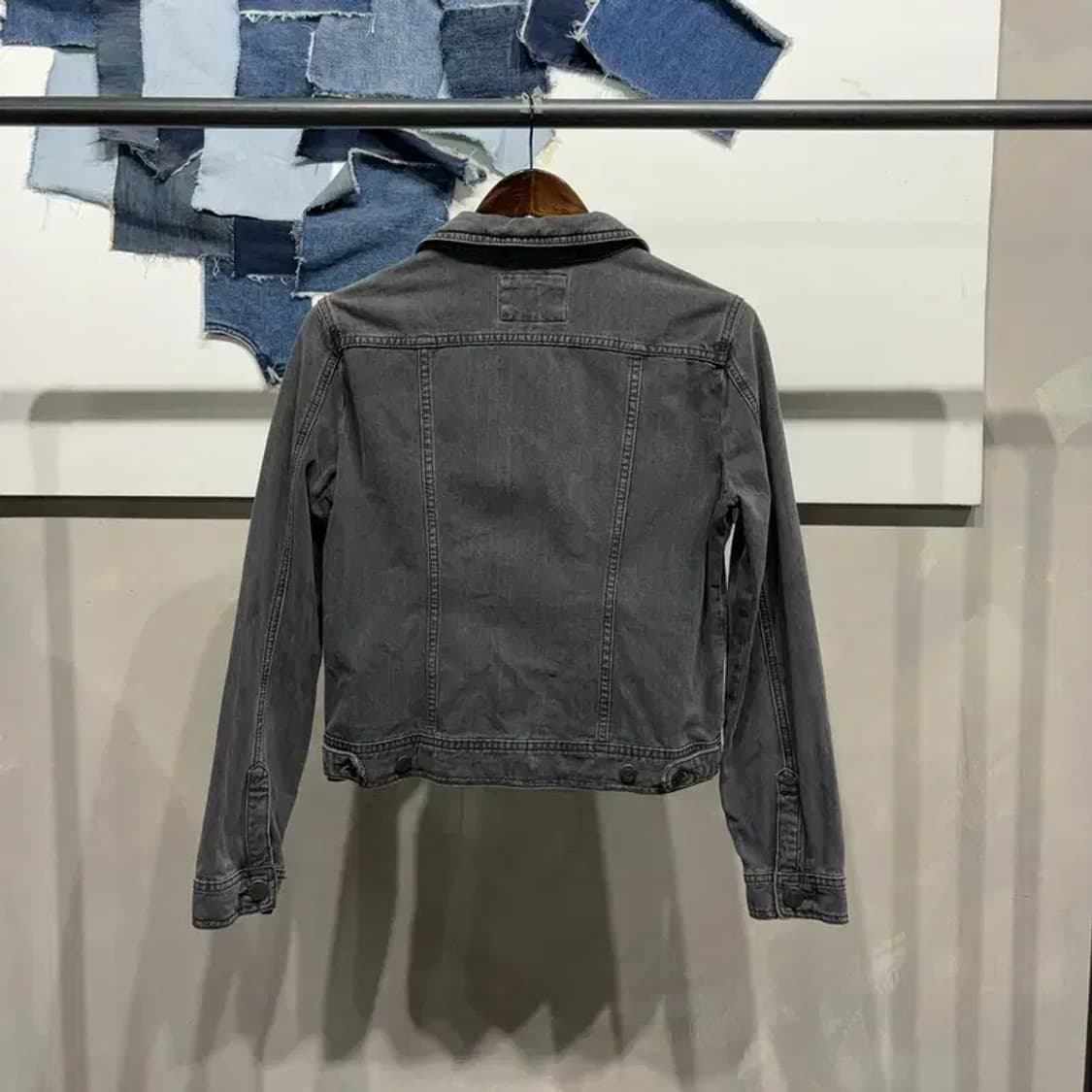 (95) 마시모두띠 여성 캐주얼 데님 트러커 흑청자켓 상품이미지4