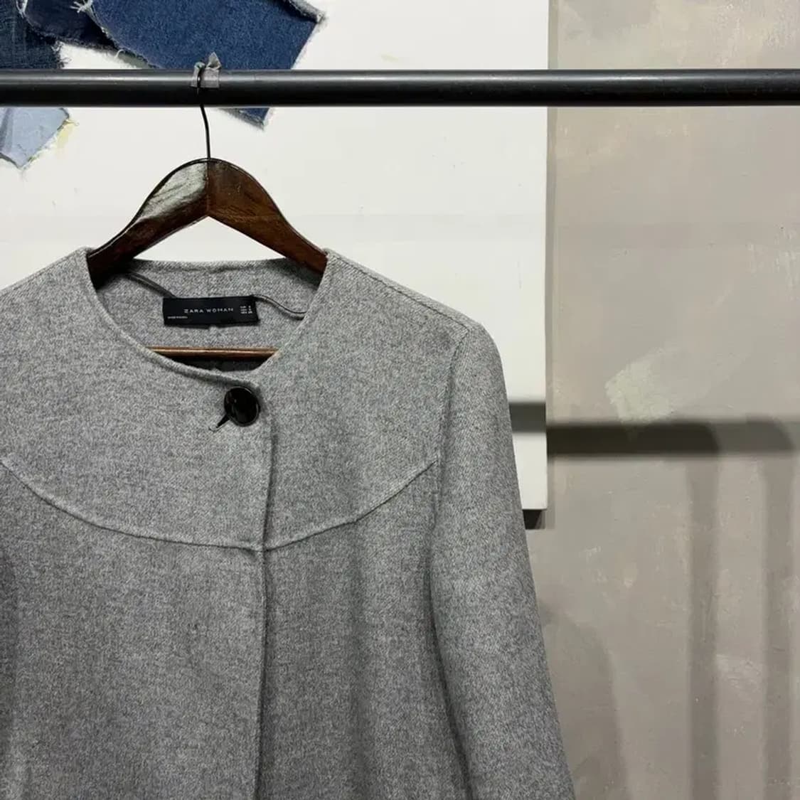 (90) 자라 ZARA 여성 캐주얼 비스코스 원버튼 하프 코트 상품이미지3