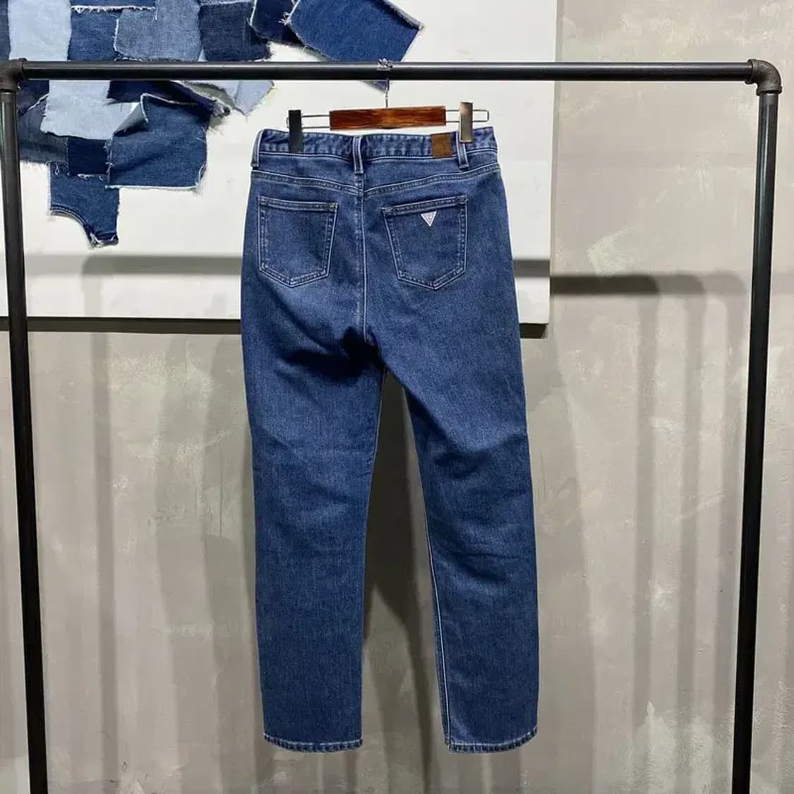 (28인치) 게스 여성 캐주얼 기모 진청바지 데님팬츠 상품이미지3