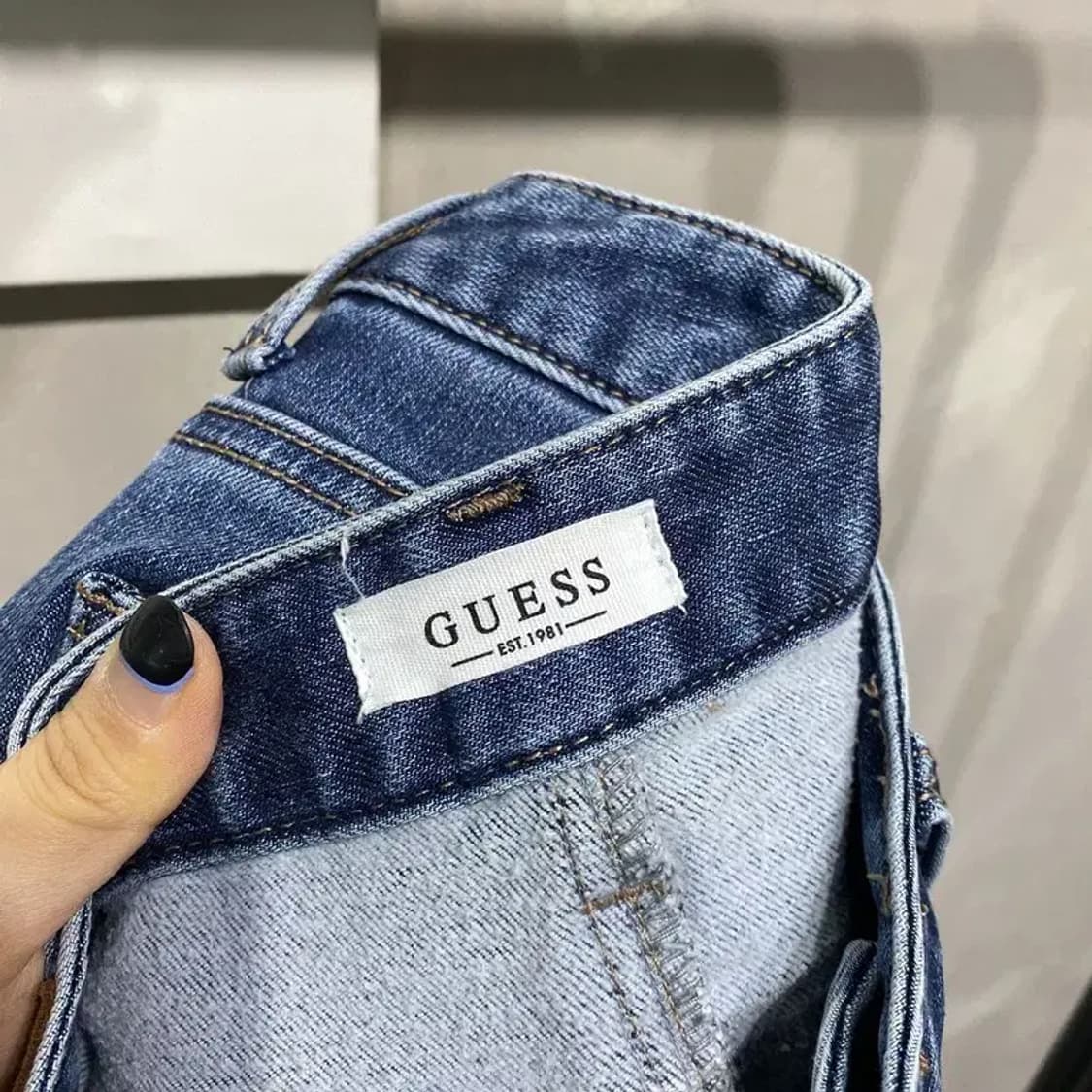 (28인치) 게스 여성 캐주얼 기모 진청바지 데님팬츠 상품이미지5