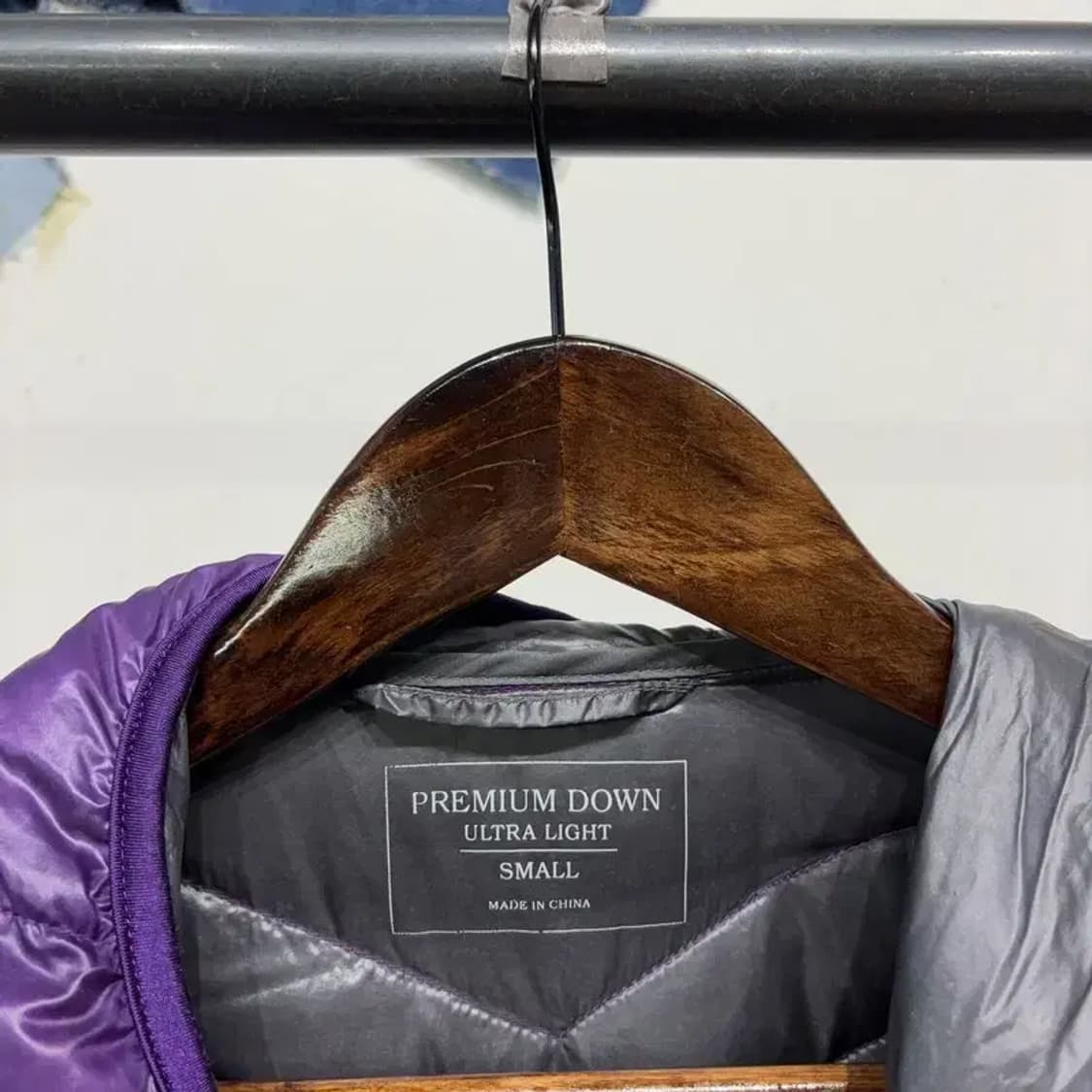 (85) 유니클로 여성 캐주얼 울트라 라이트다운 경량패딩 상품이미지2