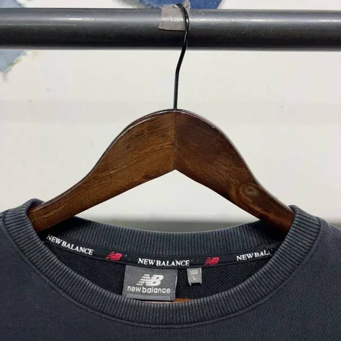 (100) 뉴발란스 캐주얼 프린팅 맨투맨 긴팔 티 상품이미지2