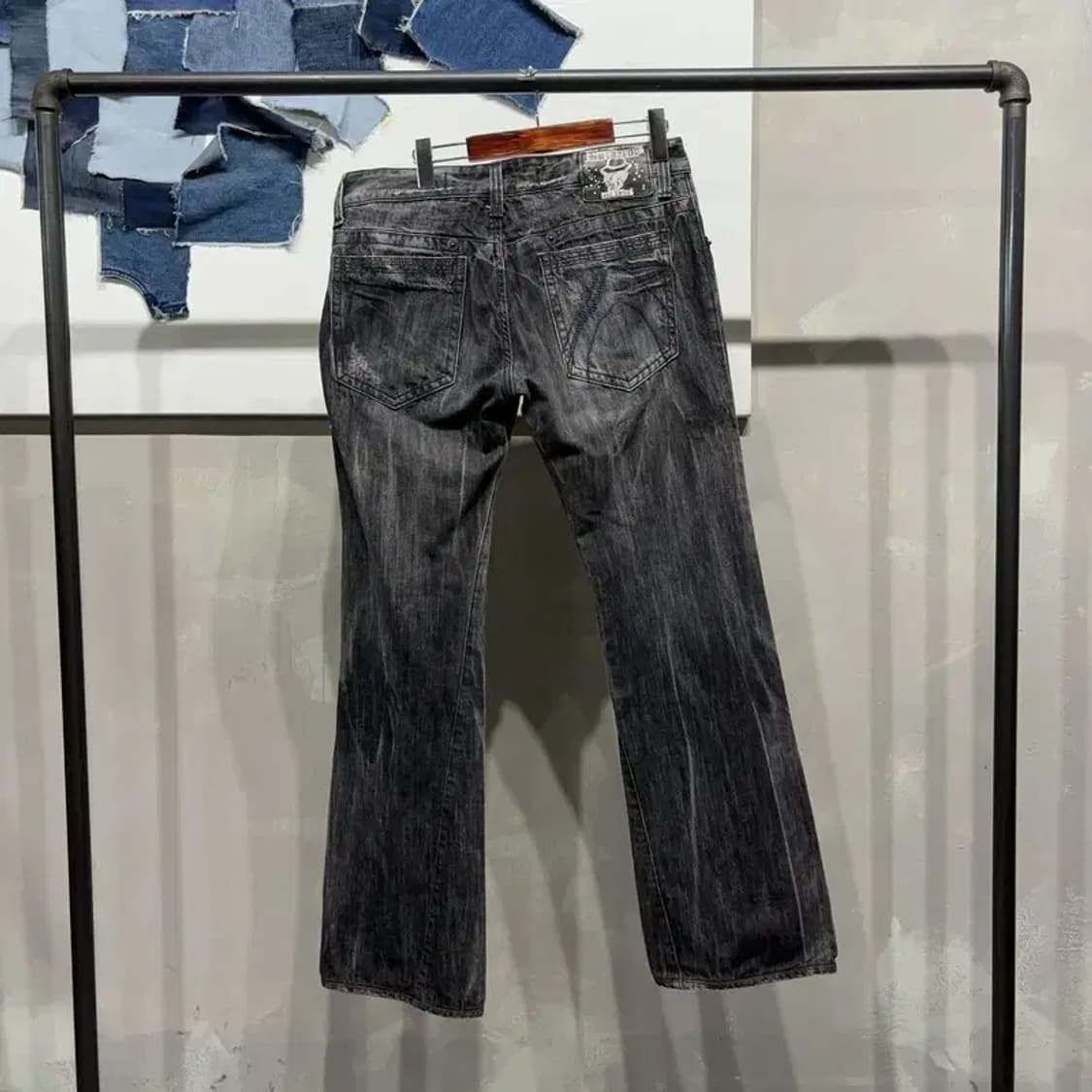 (32인치) 버커루 캐주얼 워싱 부츠컷 흑청바지 데님팬츠 상품이미지3