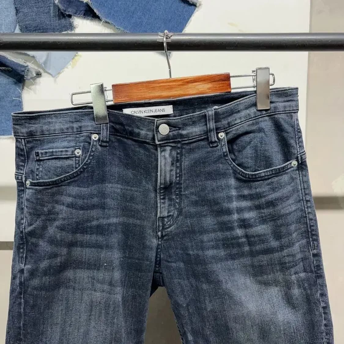 (32인치) 캘빈클라인 CK 워싱 스판 9부 진청바지 데님팬츠 상품이미지2