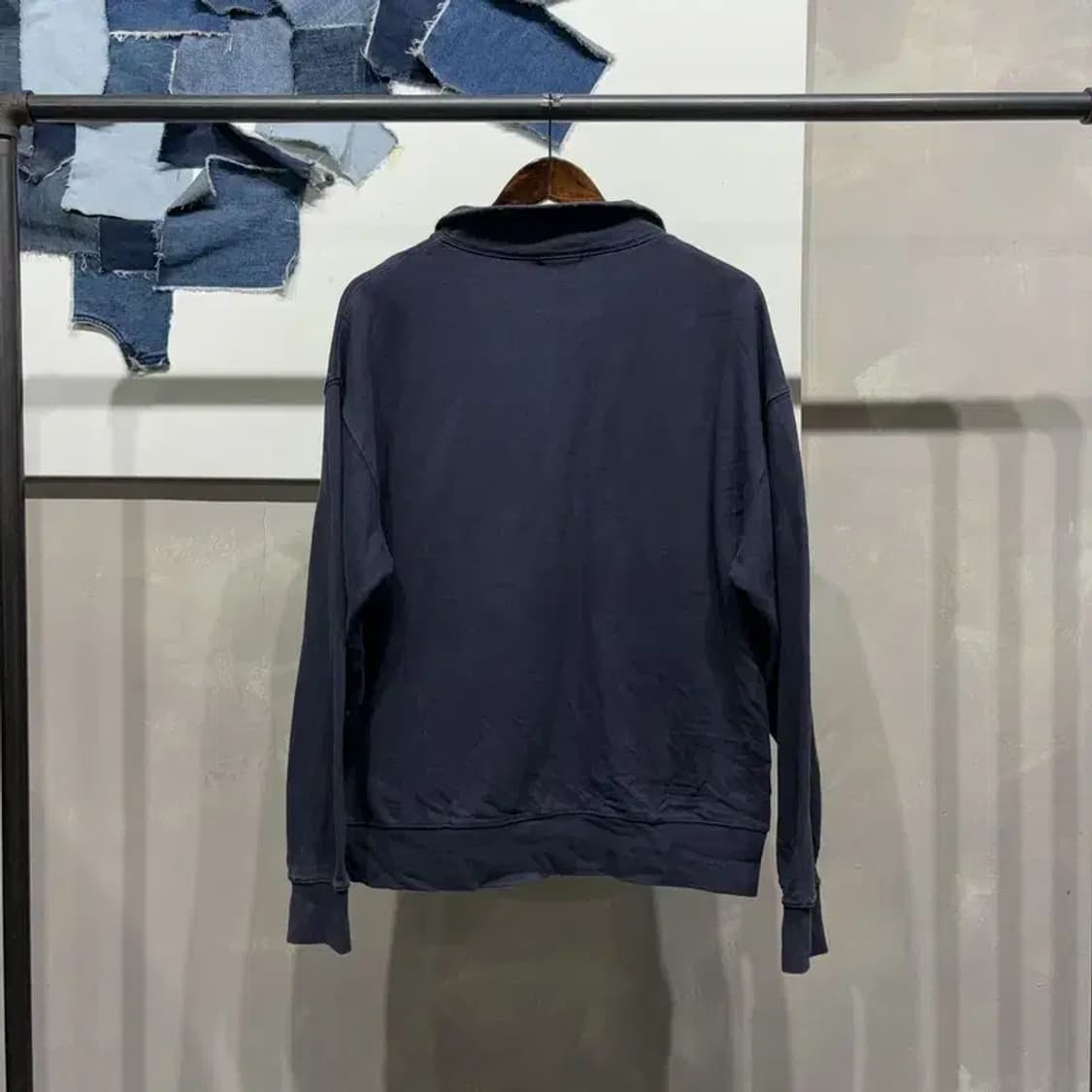 (100) 무신사스탠다드 무탠다드 반집업 네이비 맨투맨 긴팔 티 상품이미지4