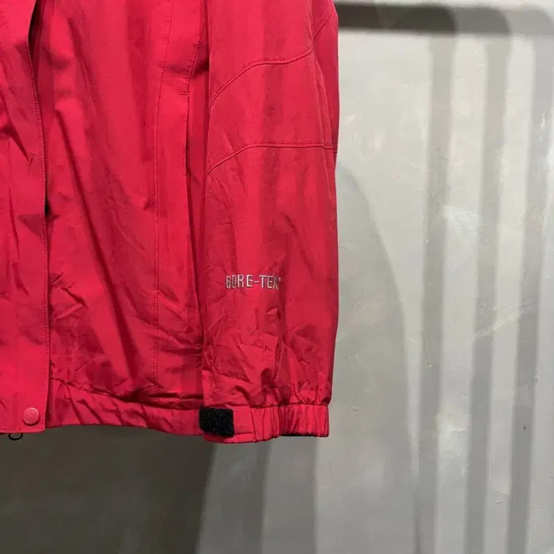 (95) 콜롬비아 여성 티타늄 등산 고어텍스 바람막이 자켓 상품이미지4