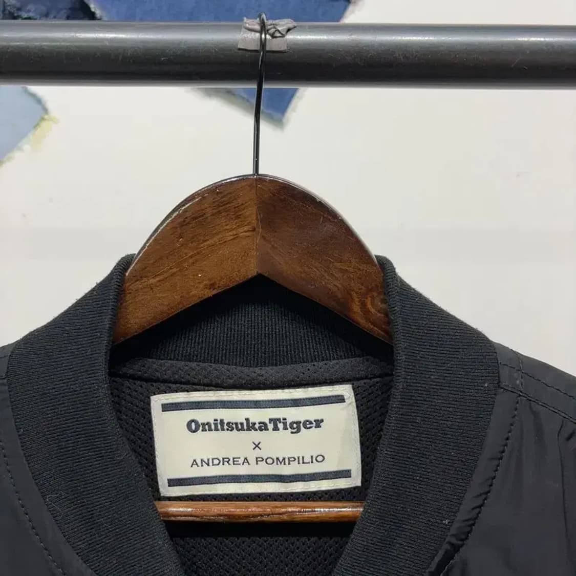 (95) 오니츠카타이거X안드레아폼필리오 캐주얼 블루종 봄버 자켓 상품이미지2