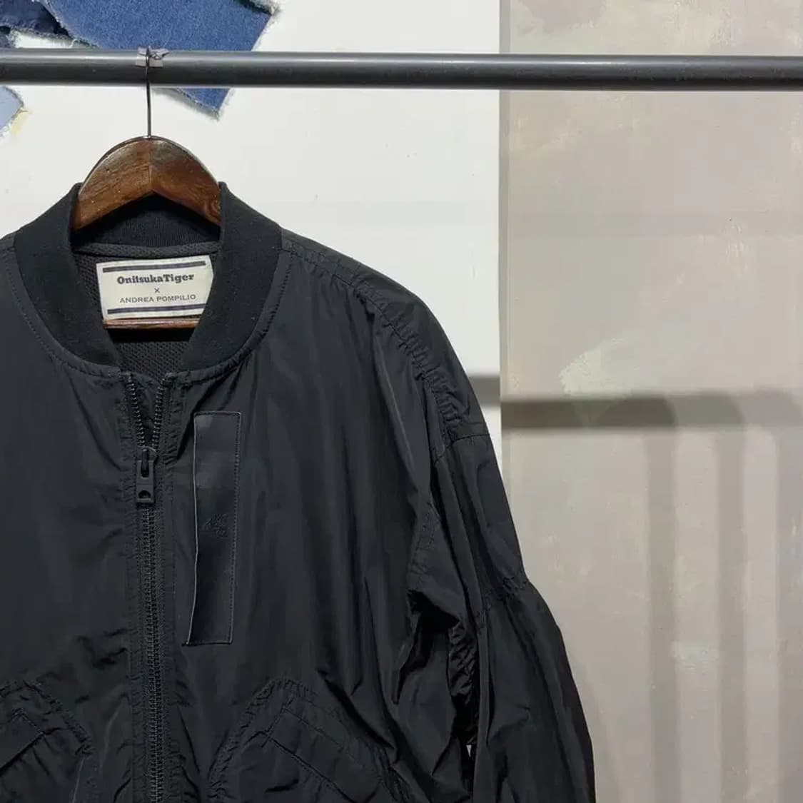 (95) 오니츠카타이거X안드레아폼필리오 캐주얼 블루종 봄버 자켓 상품이미지3