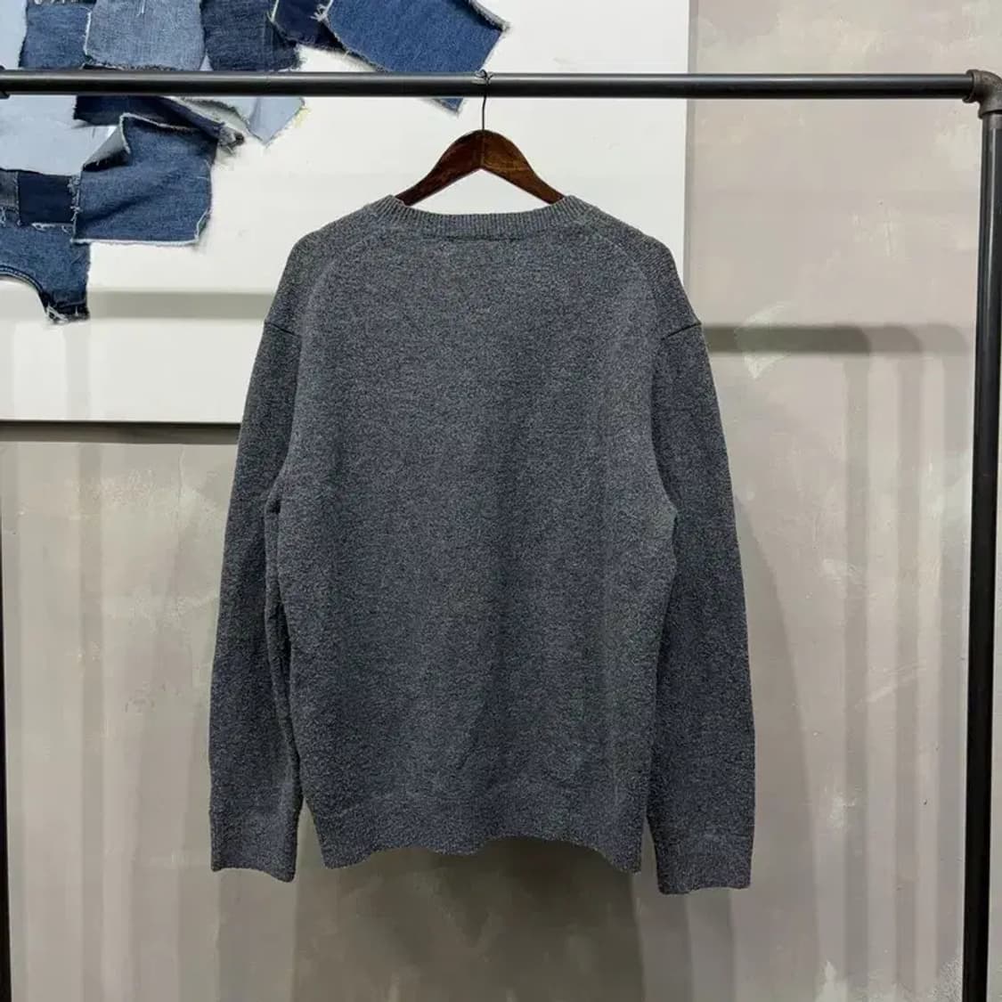 (105) 수아레 캐주얼 베이직 그레이 라운드 니트 상품이미지4