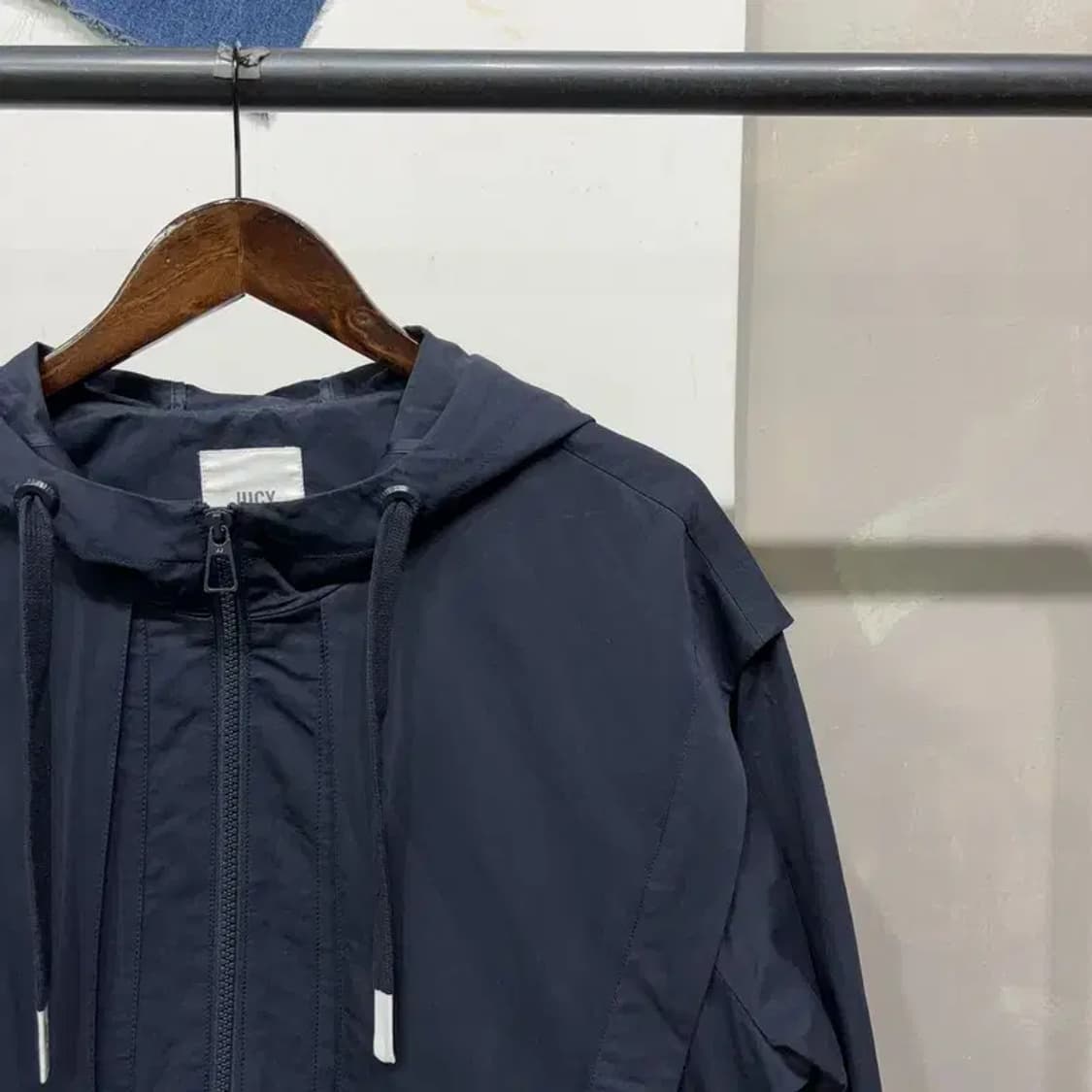 (80) 쥬시쥬디 여성 캐주얼 백프린팅 후드집업 자켓 상품이미지3