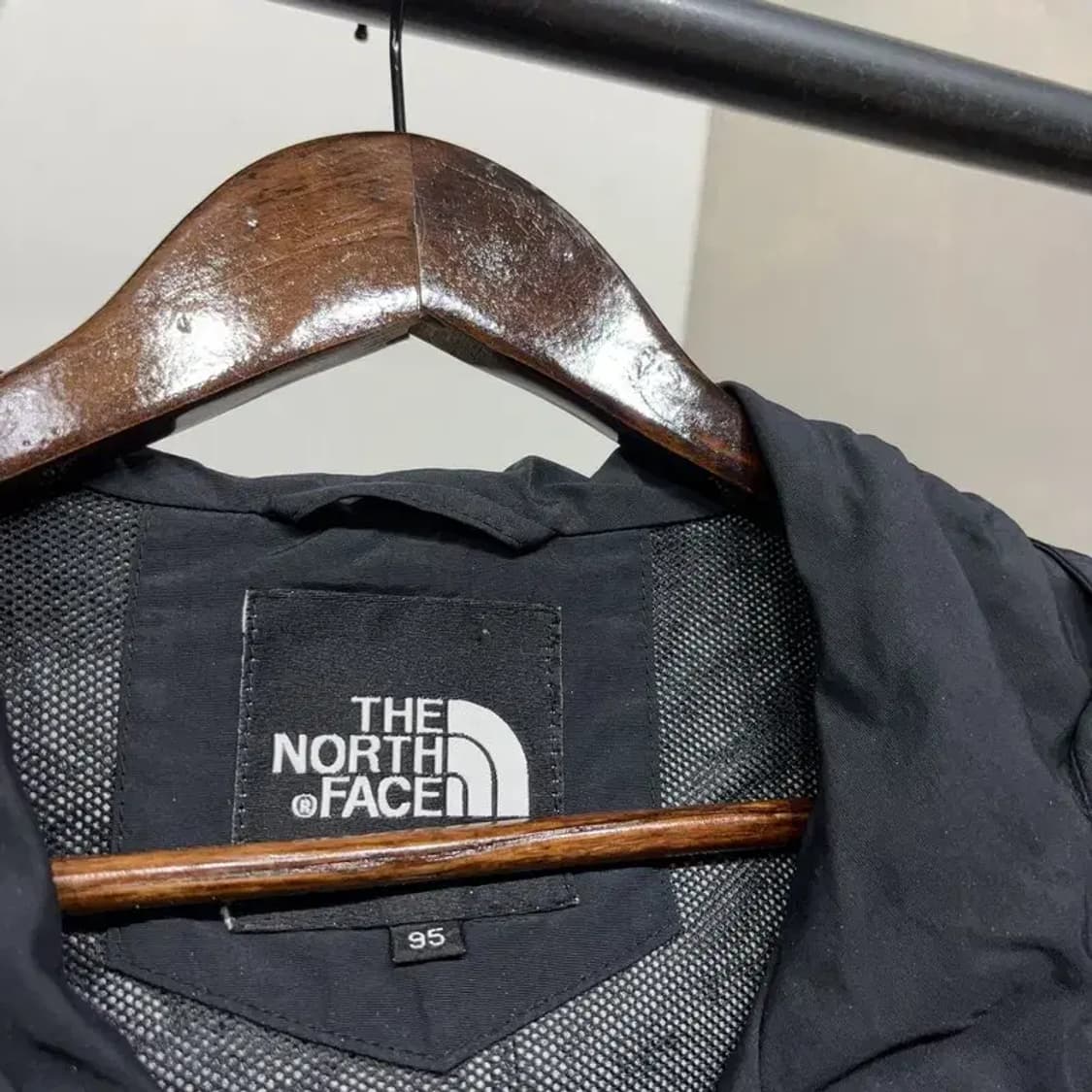 (95) 노스페이스 아웃도어 캐주얼 후드 바람막이 자켓 상품이미지2