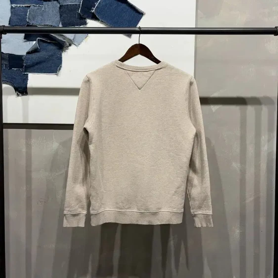 (90) 타미힐피거 캐주얼 자수 기모 맨투맨 긴팔 티 상품이미지4