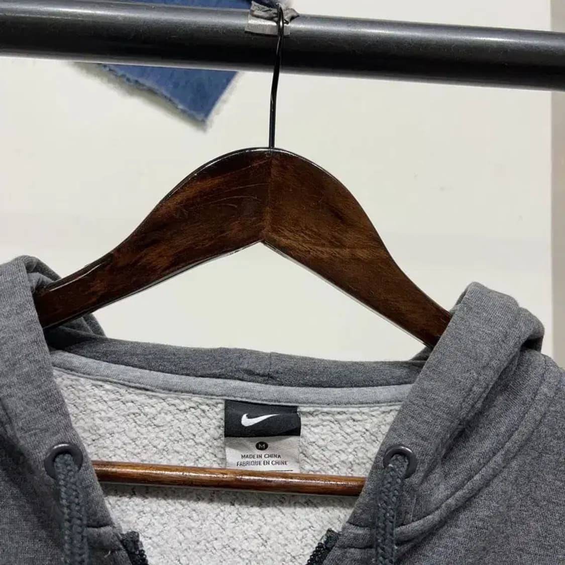 (95) 나이키 여성 스트릿 빅로고 자수 기모 후드집업 자켓 상품이미지2