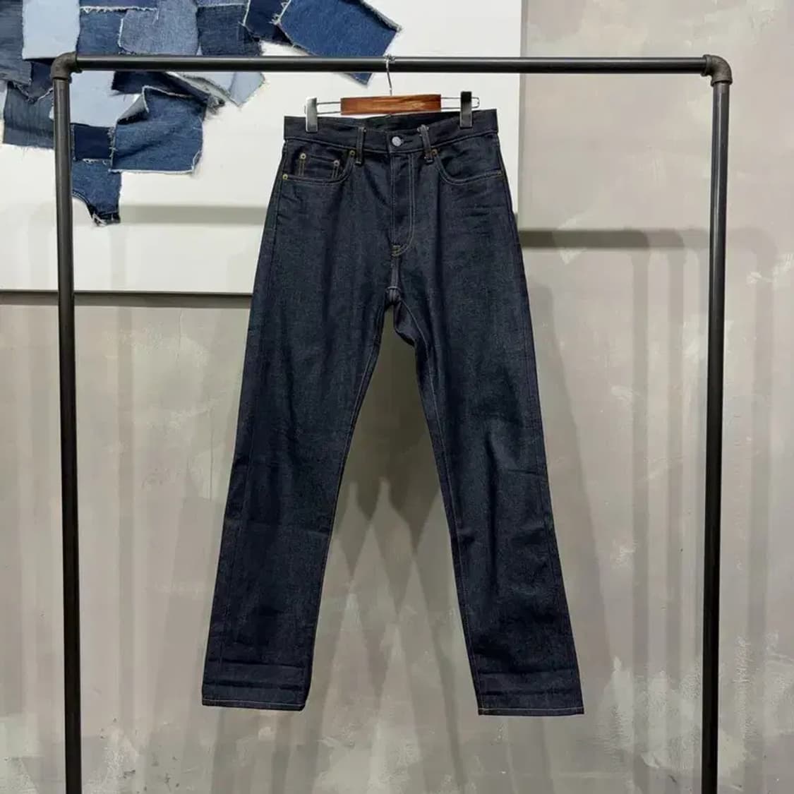 (28인치) 유니클로 캐주얼 셀비지 생지 진청바지 데님팬츠 상품이미지1