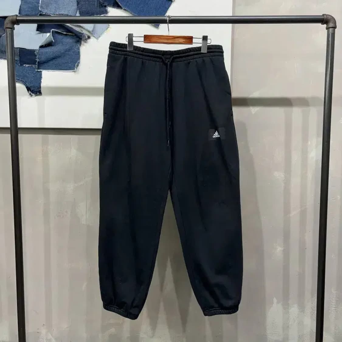 (32~34인치) 아디다스 캐주얼 밴딩 기모 조거팬츠 운동바지 상품이미지1