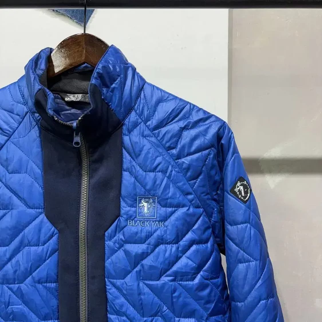 (95) 블랙야크 등산 아웃도어 경량패딩 자켓 상품이미지3