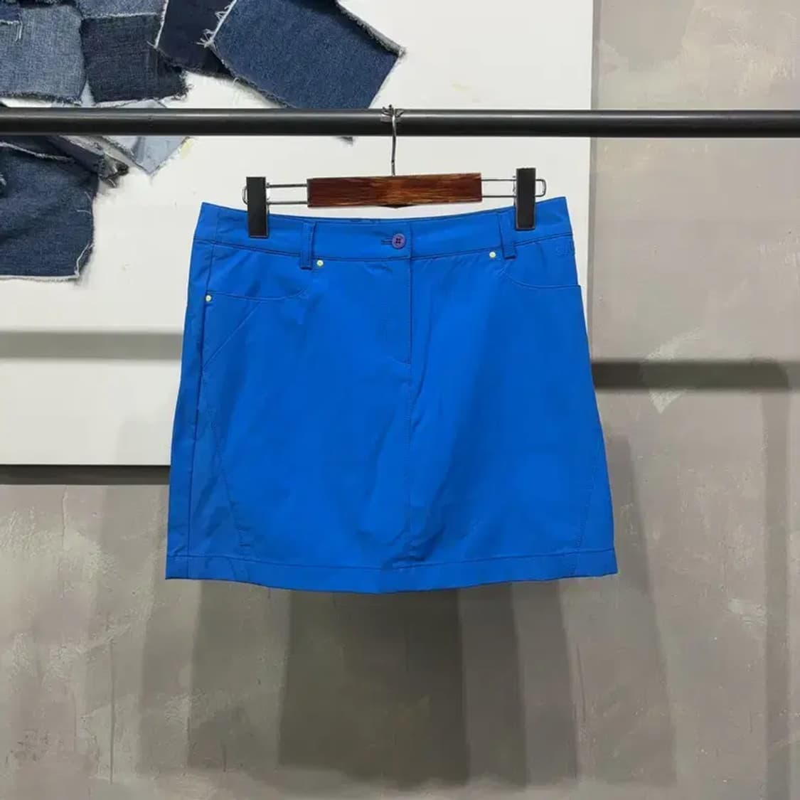 (27인치) 엘르 여성 골프 프린팅 미니스커트 치마 상품이미지1